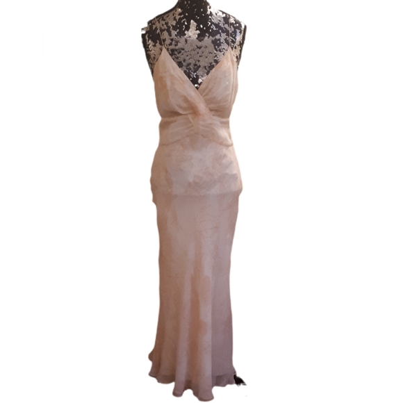 Dresses & Skirts - Elegant Cream Silk Evening Gown